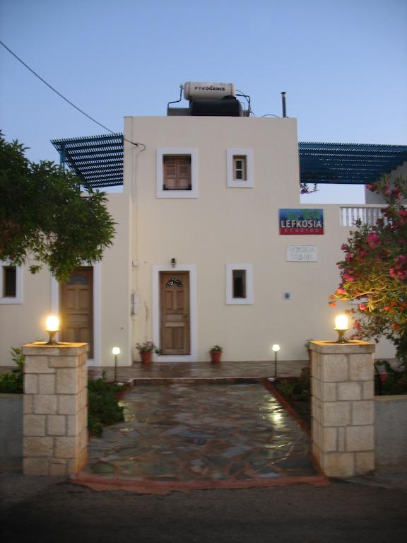 Lefkosia Studios Lefkos  Exterior photo
